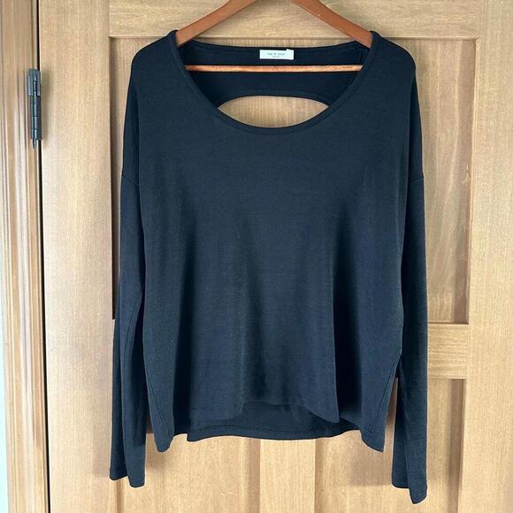rag & bone Tops - Rag & Bone Black Long Sleeve with Keyhole Cutout Back Women’s size Small​